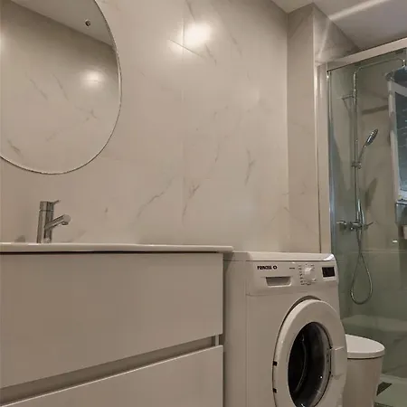 Casa de hóspedes Charming D'Ourique 3-Bedroom Apartment With Private Balcony In Central Campo De Ourique, Lisbon *